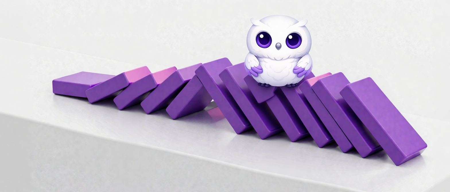 Домино из блоков в моменте перед падением